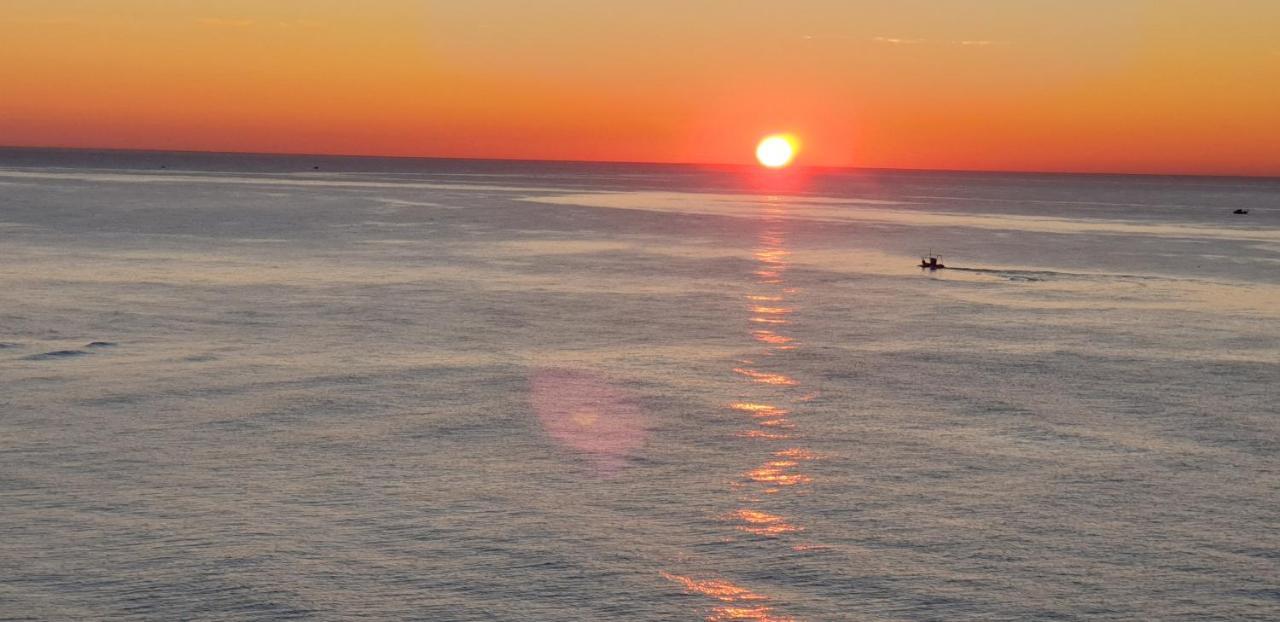 Almirante Sea Views